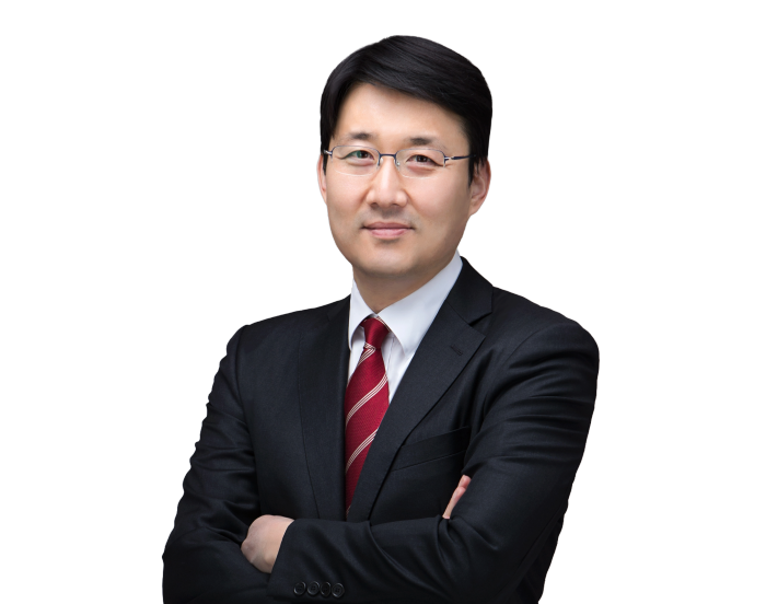 尹賢相 (ユン・ヒョンサン) (米国)